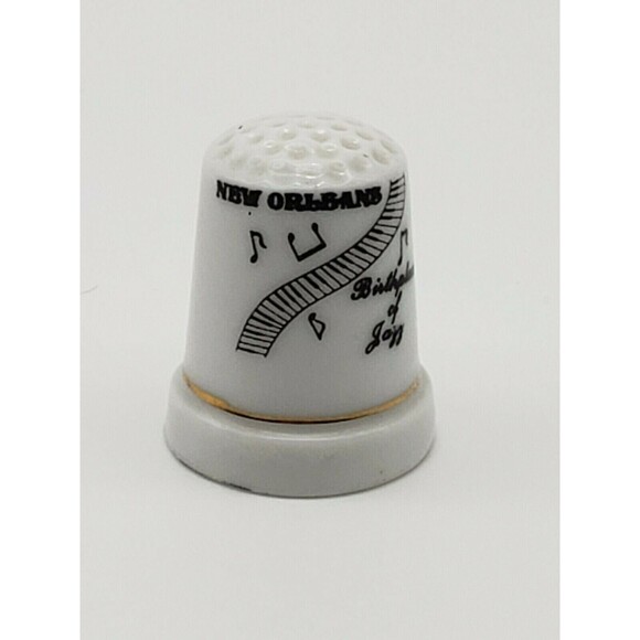 Vintage New Orleans Birthplace of Jazz Thimble Souvenir White Porcelain Music - Picture 11 of 12